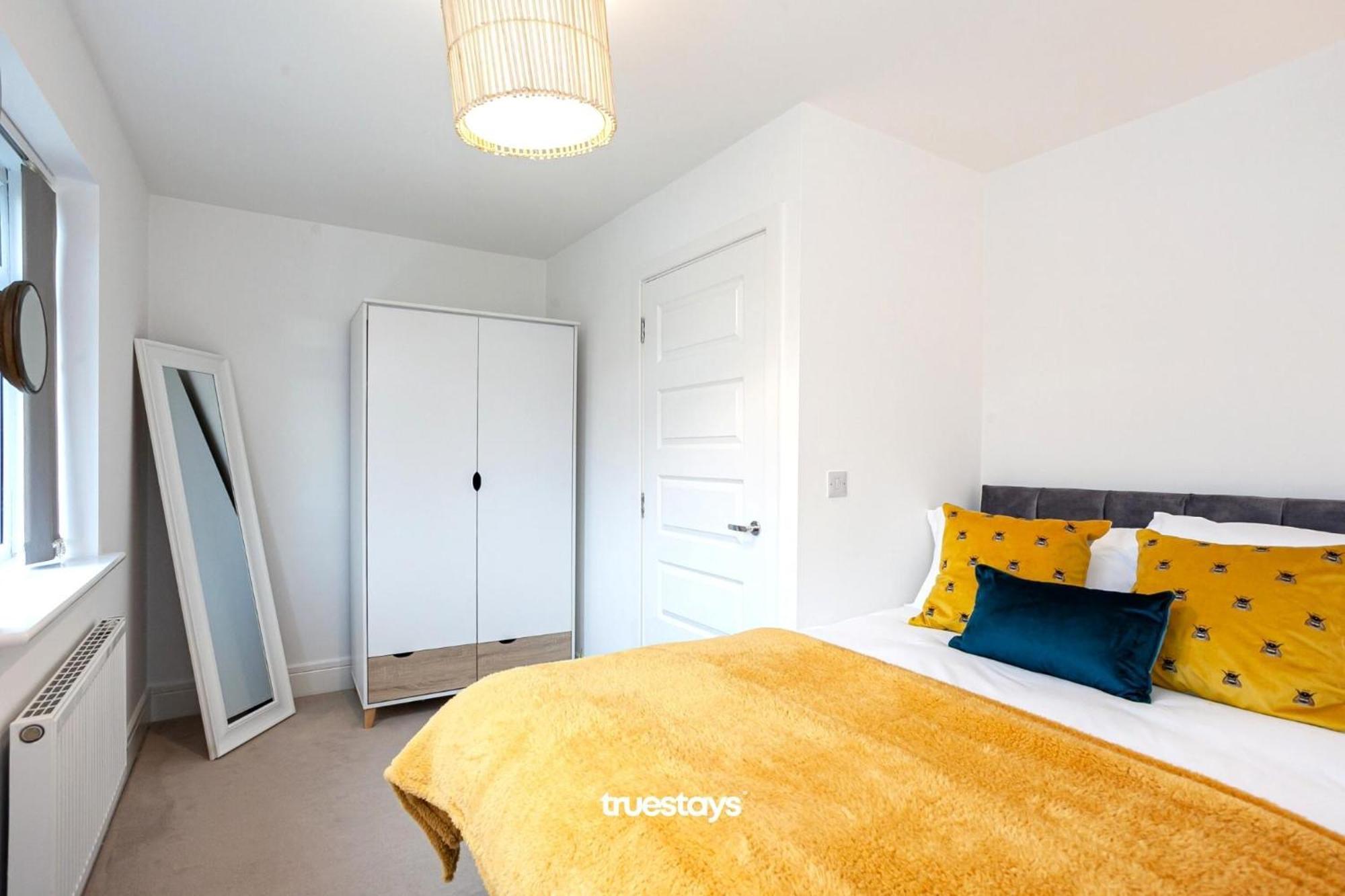 Ambassador House By Truestays - Luxury 4 Bedroom House In Stoke-On-Trent Etruria Exterior photo